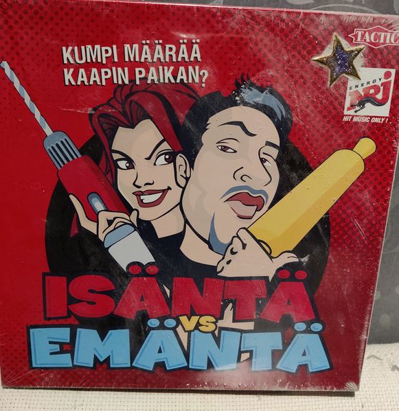 File:Isanta vs emanta.jpg
